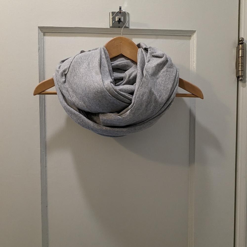 American Apparel Circle Scarf in Light Gray/Birch